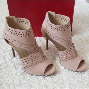 NWOT Jennifer Lopez Open Toe Booties